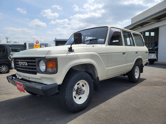 Toyota Land Cruiser 60 1