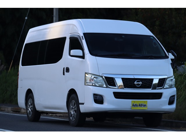 Nissan NV350 Caravan 1
