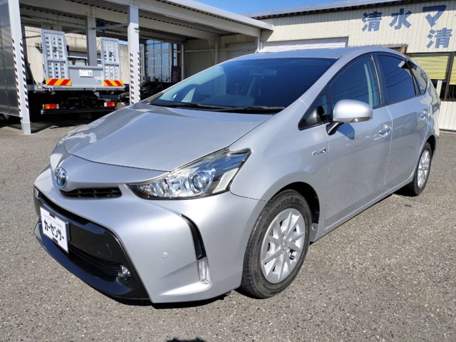2015 Toyota Prius α