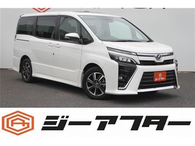 Toyota Voxy 1