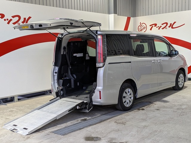 2019 Toyota Noah