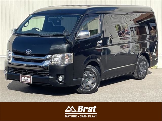 Toyota Hiace Van 2
