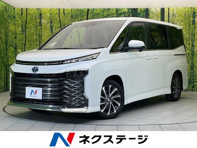 2022 Toyota Voxy