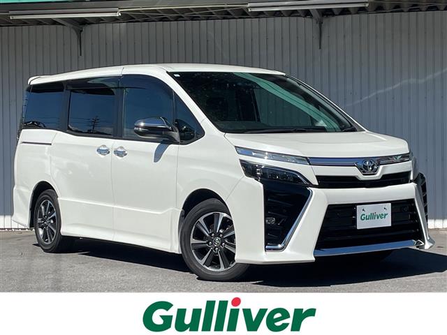 Toyota Voxy 1