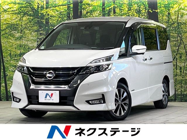Nissan Serena 1