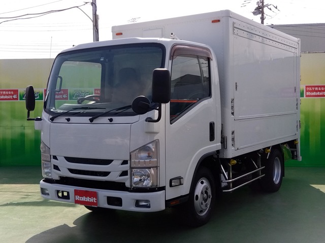 2015 Isuzu Elf