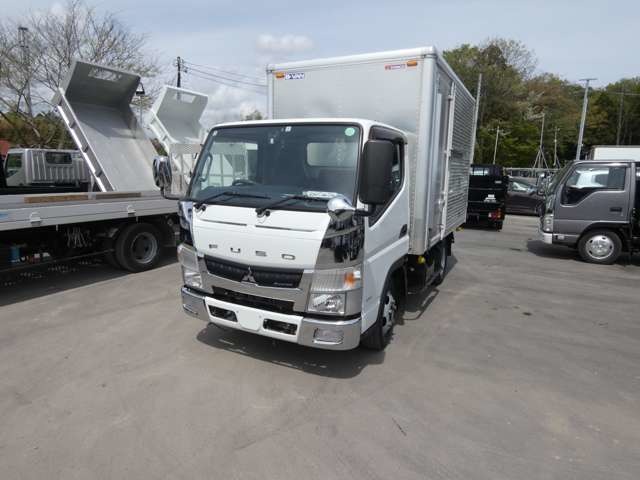 Mitsubishi Fuso Canter 2