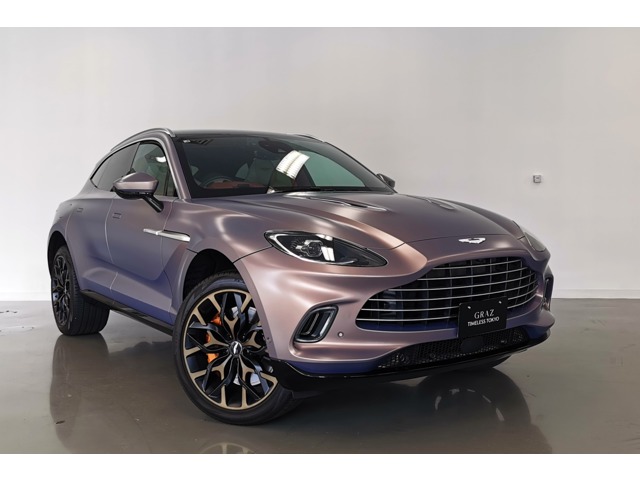 Aston Martin DBX 1