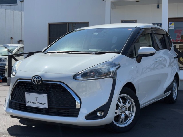 Toyota Sienta 1