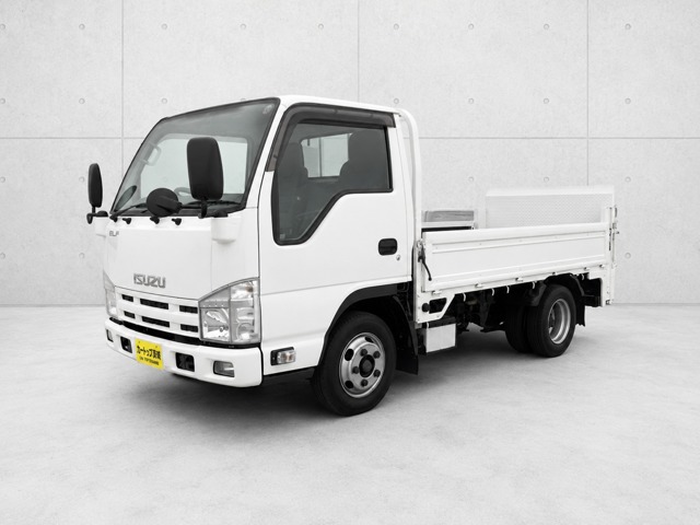 Isuzu Elf 1
