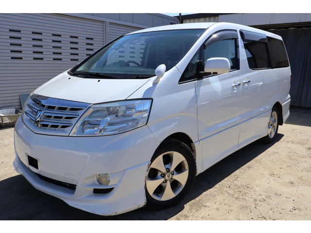 Toyota Alphard 1