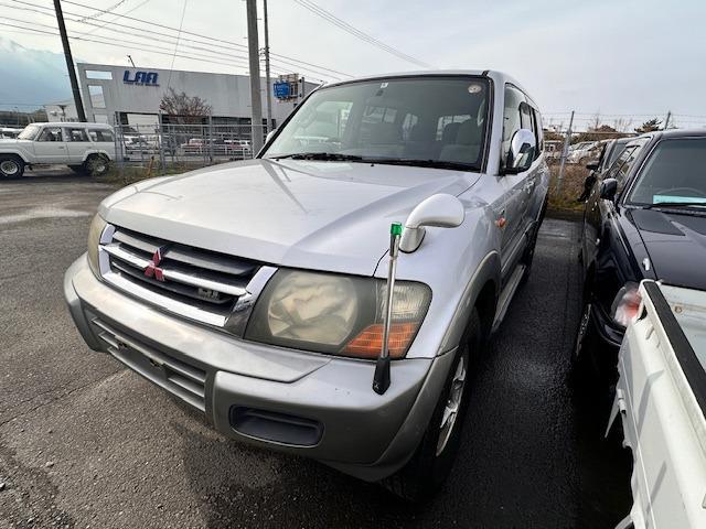Mitsubishi Pajero 1
