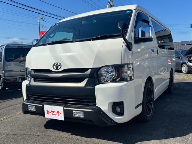 2009 Toyota Hiace