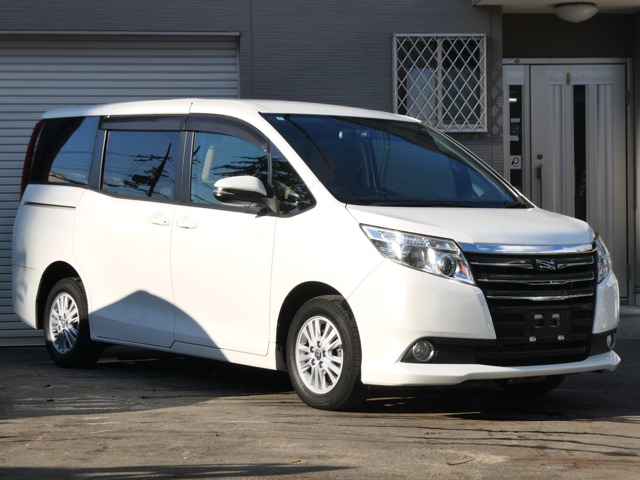 2014 Toyota Noah