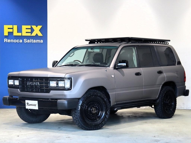 Toyota Land Cruiser 100 1