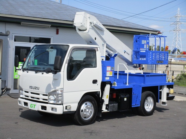 2014 Isuzu Elf