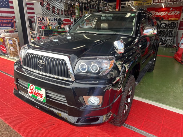 Toyota Hilux Surf 2