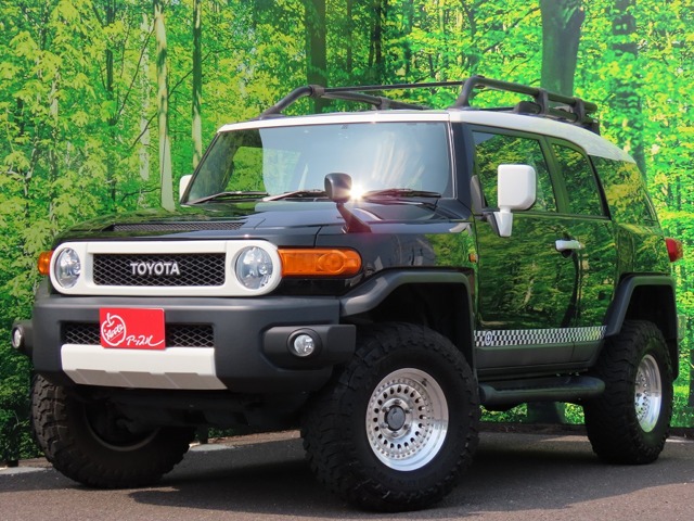 Toyota FJ Cruiser 2