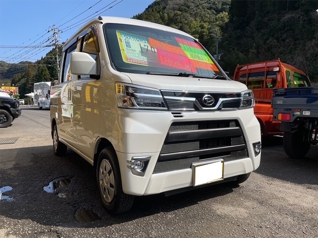 2018 Daihatsu Hijet Deck Van