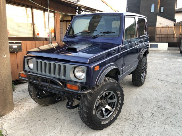 Suzuki Jimny 1