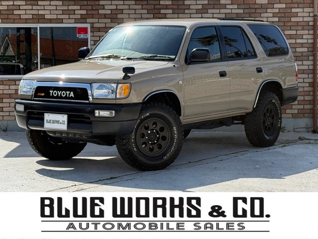 Toyota Hilux Surf 2