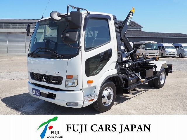 Mitsubishi Fuso Fighter 1