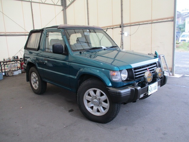 Mitsubishi Pajero 1