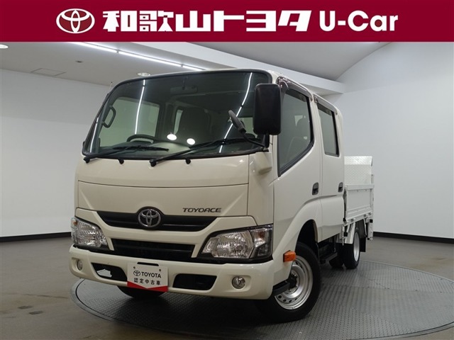 Toyota Toyoace 1