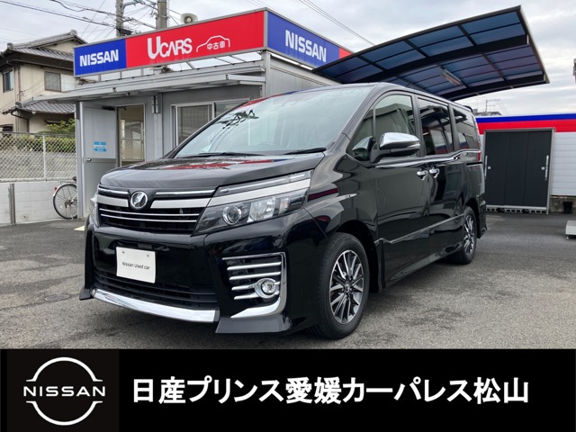 Toyota Voxy 1