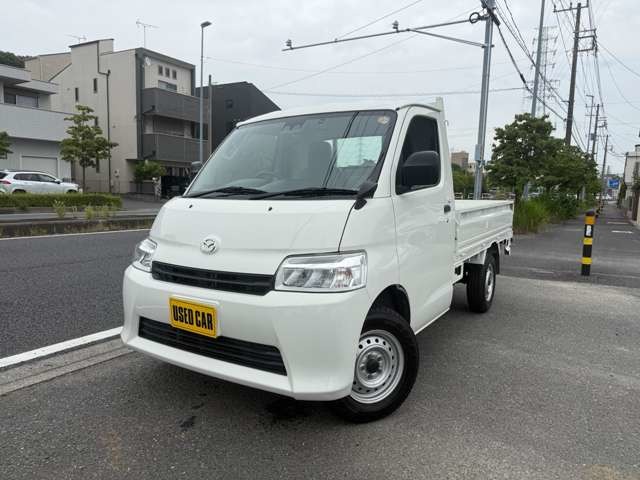 Mazda Bongo Truck 1