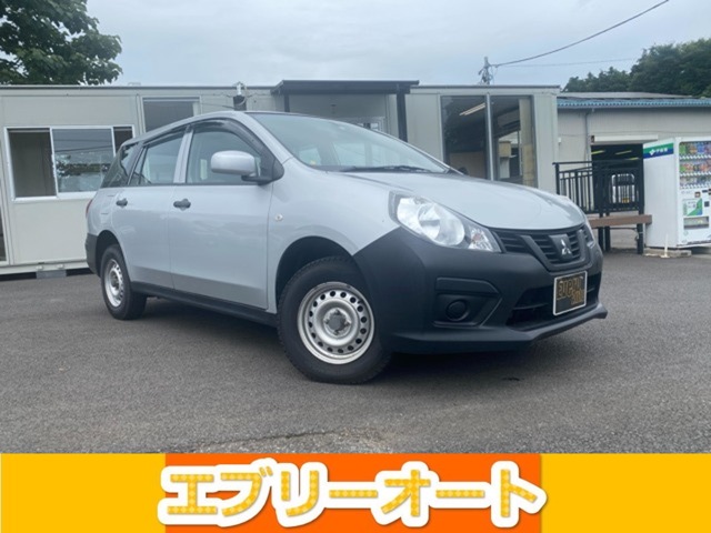 Nissan NV150 AD 1