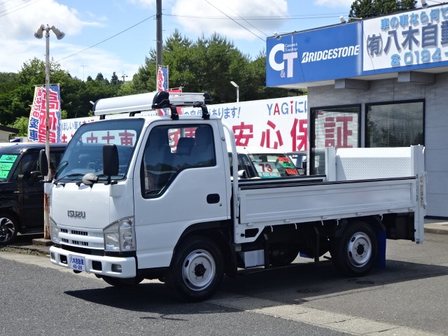 Isuzu Elf 1