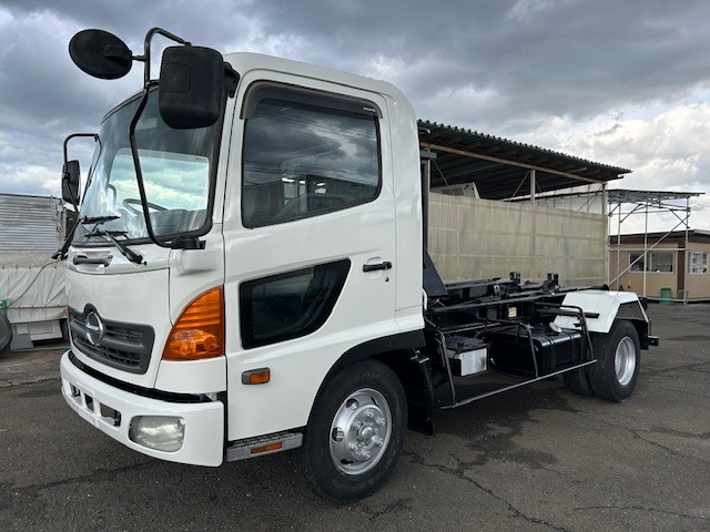 2003 Hino Ranger