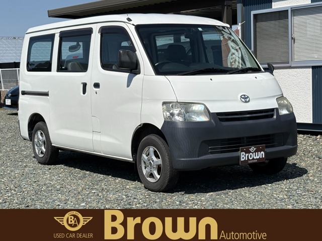 Toyota Light Ace Van 1
