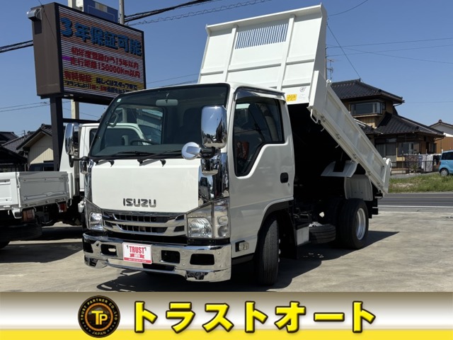 2012 Isuzu Elf