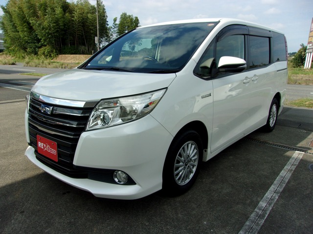 2014 Toyota Noah