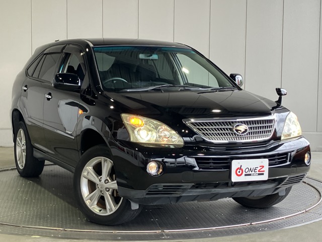 Toyota Harrier Hybrid 1