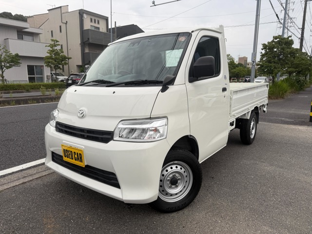 Mazda Bongo Truck 1