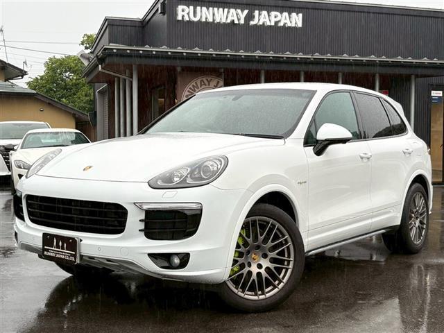 Porsche Cayenne 2