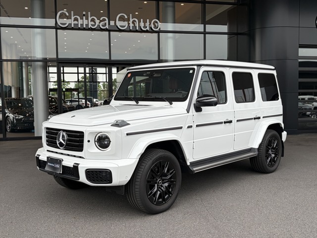 Mercedes-Benz G-Class 1