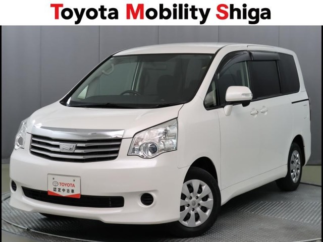2013 Toyota Noah