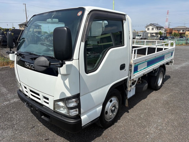 Isuzu Elf 1