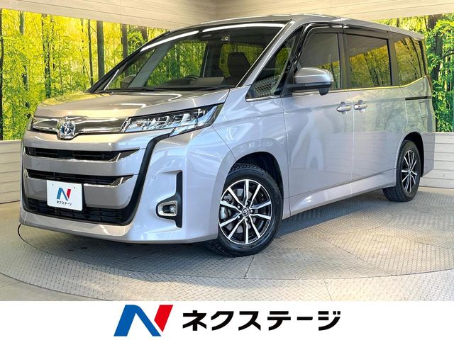Toyota Noah 1