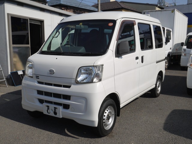 Daihatsu Hijet Cargo 1