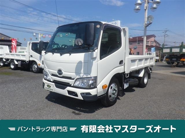 2025 Hino Dutro