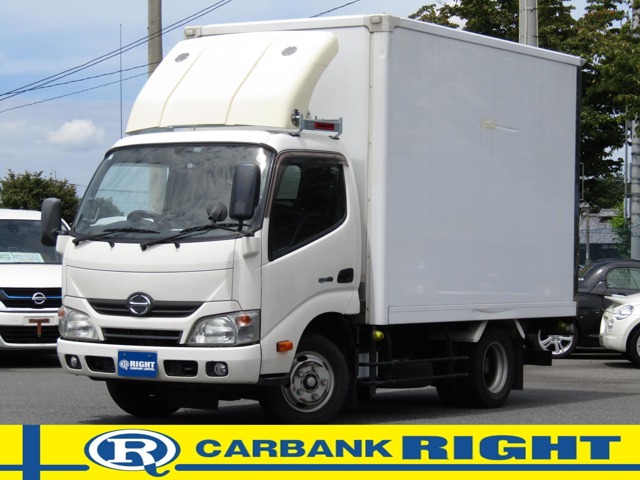 Hino Dutro 1