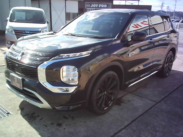 Mitsubishi Outlander 1