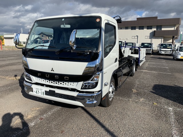 2025 Mitsubishi Fuso Canter