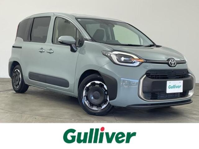 Toyota Sienta 1