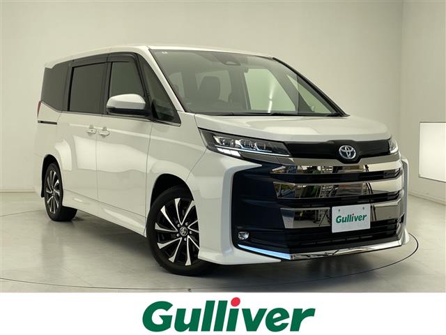 Toyota Noah 1